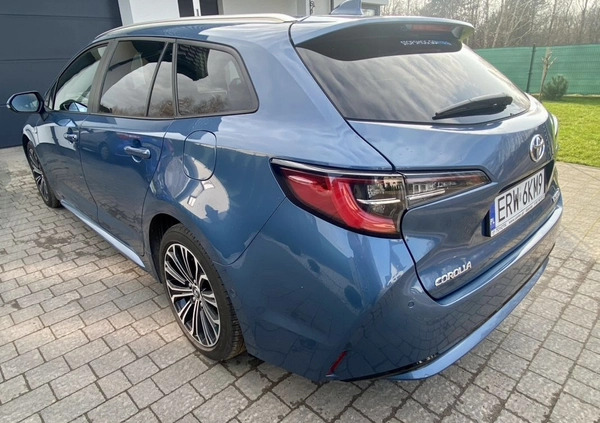 Toyota Corolla cena 93900 przebieg: 43500, rok produkcji 2019 z Oświęcim małe 742